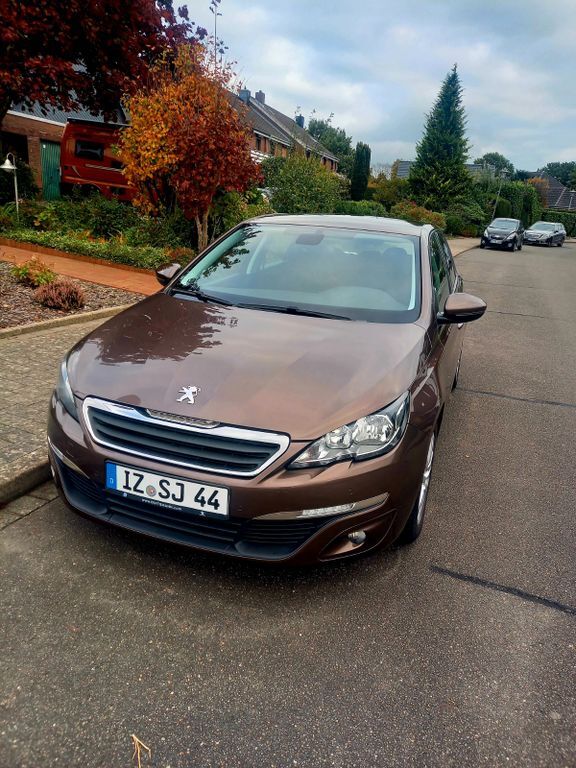 Peugeot 308 138.000 km 5.999 € Münsterdorf 25587