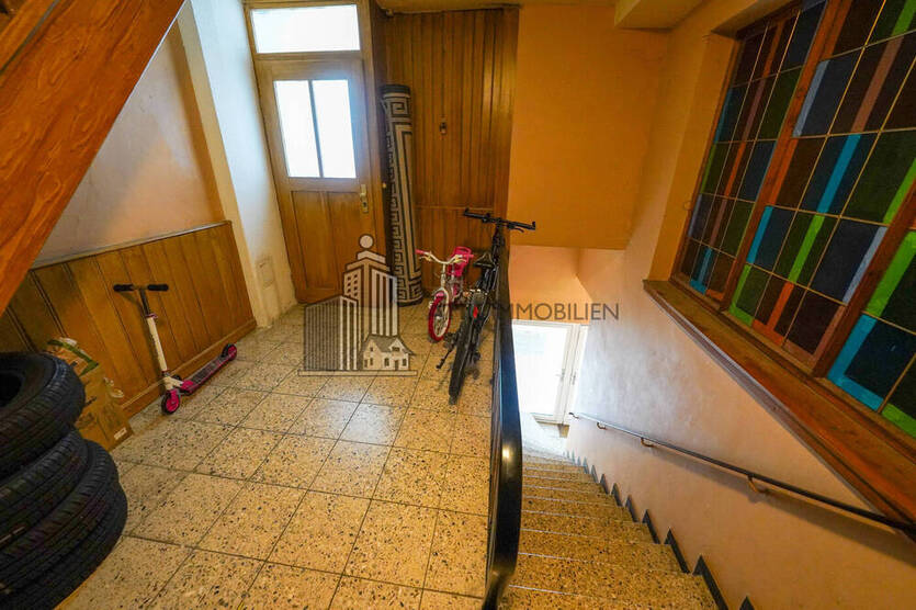 ATIK: *Entwickler aufgepasst* Wohn- u. Geschäftshaus mit Dachausbau-Potenzial in der Fußgängerzone