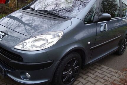 Peugeot 1007 68.700 km 4.999 &euro; Lorsch 64653