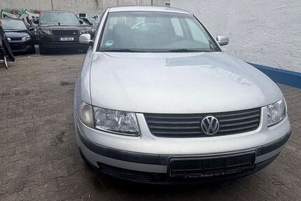 VW Passat 217.000 km 880 &euro; Berlin 13353