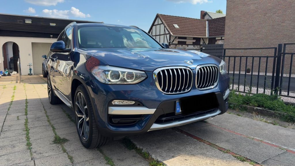 BMW X3 223.000 km 21.500 &euro; Braunschweig 38120