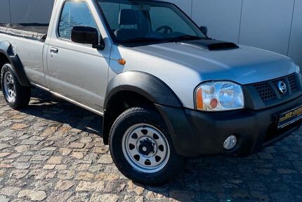 Nissan Navara 98.775 km 13.999 &euro; Mockrehna 04862