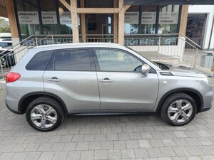 Suzuki VITARA 1.6 4X2 M/T COMFORT |NAVI|RFK|SHZ| 93.350 km 12.960 &euro; Höhenkirchen-Siegertsbrun 85635