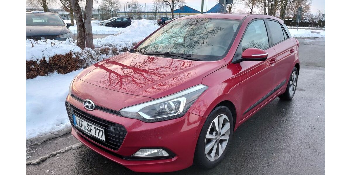 Hyundai i20 125.000 km 9.800 &euro; Bayreuth 95448