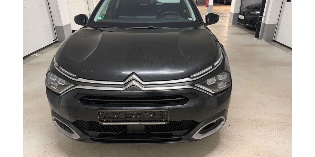 Citroen C4 X 16.800 km 19.800 &euro; Perl 66706