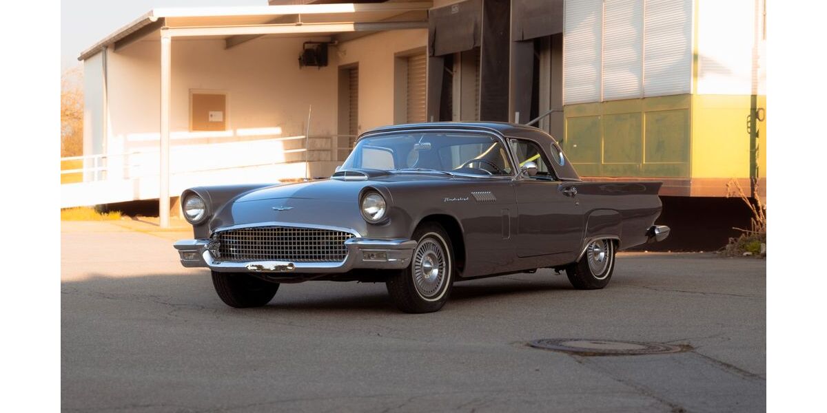 Ford Thunderbird 79.890 km 44.990 &euro; Ruderting 94161