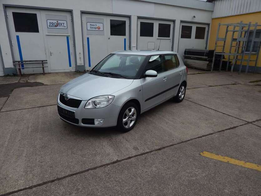 Skoda Fabia 99.000 km 3.699 € Erfurt 99092