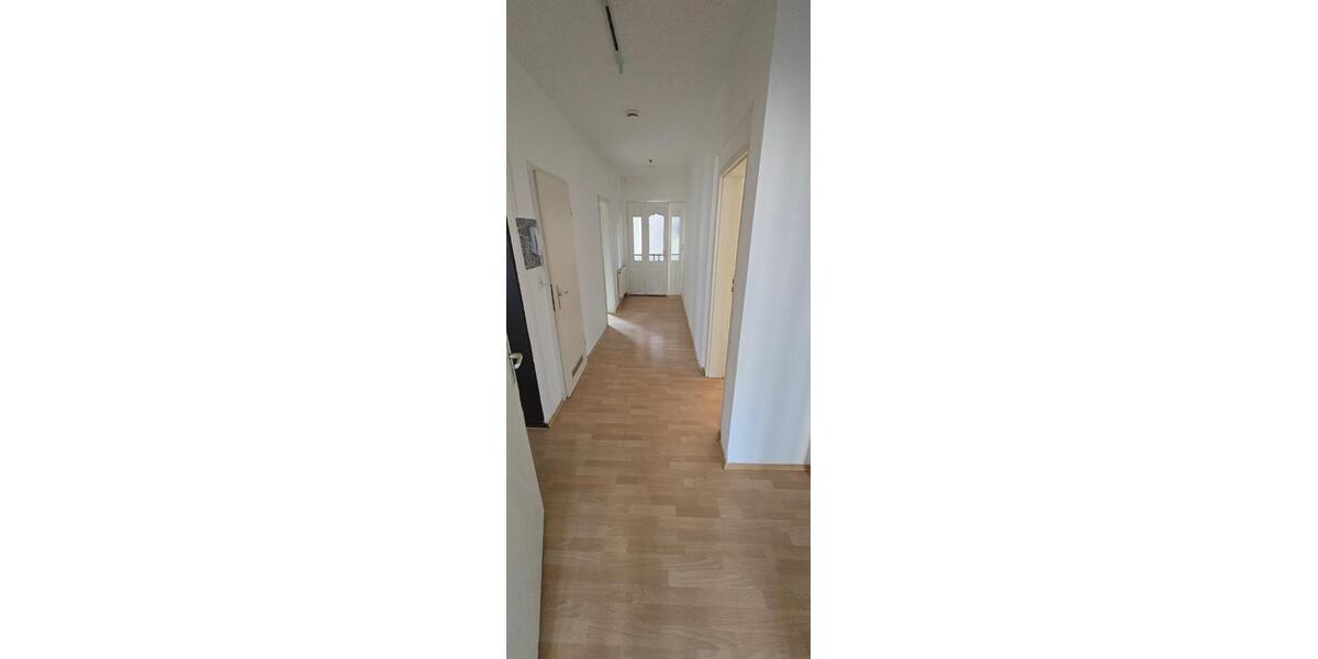 Mehrfamilienhaus, Wohnhaus Meiningen - 4 Zimmer, 100 m&sup2;, 600&euro; | Angebot:23682247