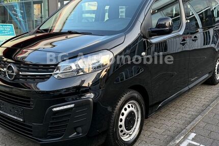 Opel Vivaro 178.000 km 15.990 &euro; Aachen 52078