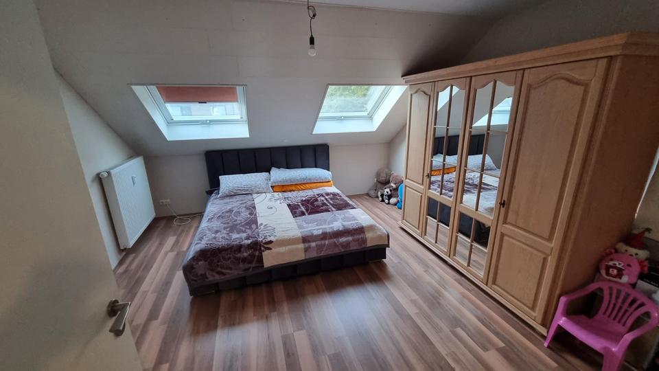Mehrfamilienhaus, Wohnhaus Kreuztal - 7 Zimmer, 252 m&sup2;, 660.000&euro; | Angebot:27261825