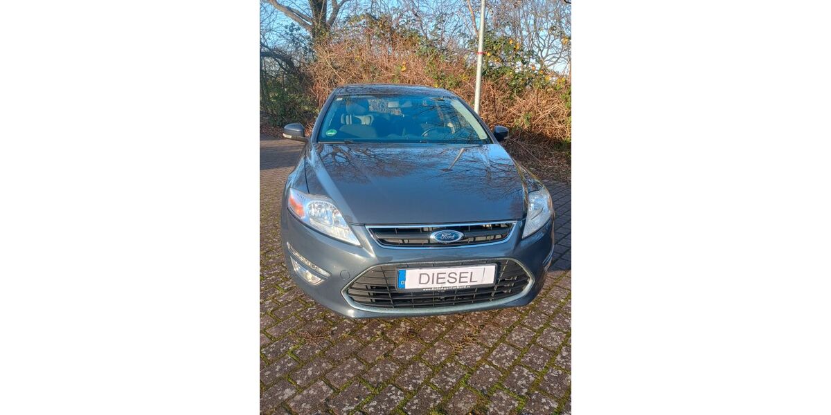Ford Mondeo 311.000 km 1.900 &euro; Hude 27798