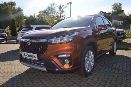 Suzuki S-Cross 1.798 km 27.490 € Floh-Seligenthal 98593
