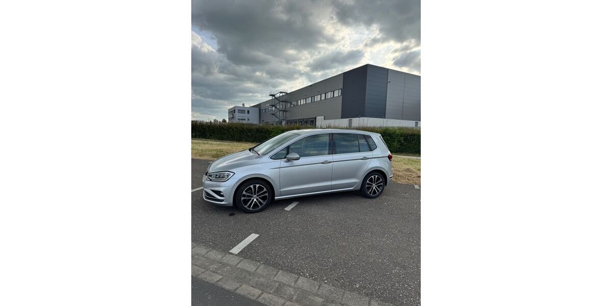 VW Golf Sportsvan 91.000 km 16.500 &euro; Pulheim 50259