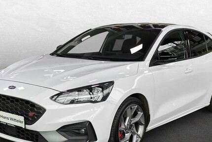 Ford Focus 82.470 km 22.290 &euro; Brilon 59929