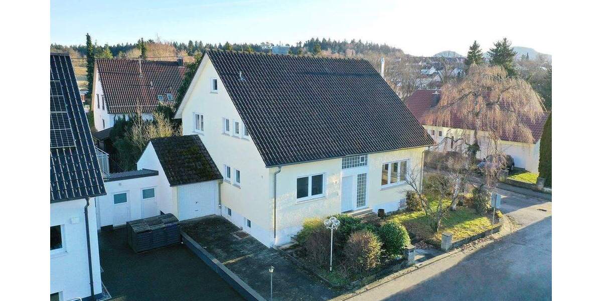 Einfamilienhaus Balingen - 7 Zimmer, 180 m&sup2;, 518.000&euro; | Angebot:25692944
