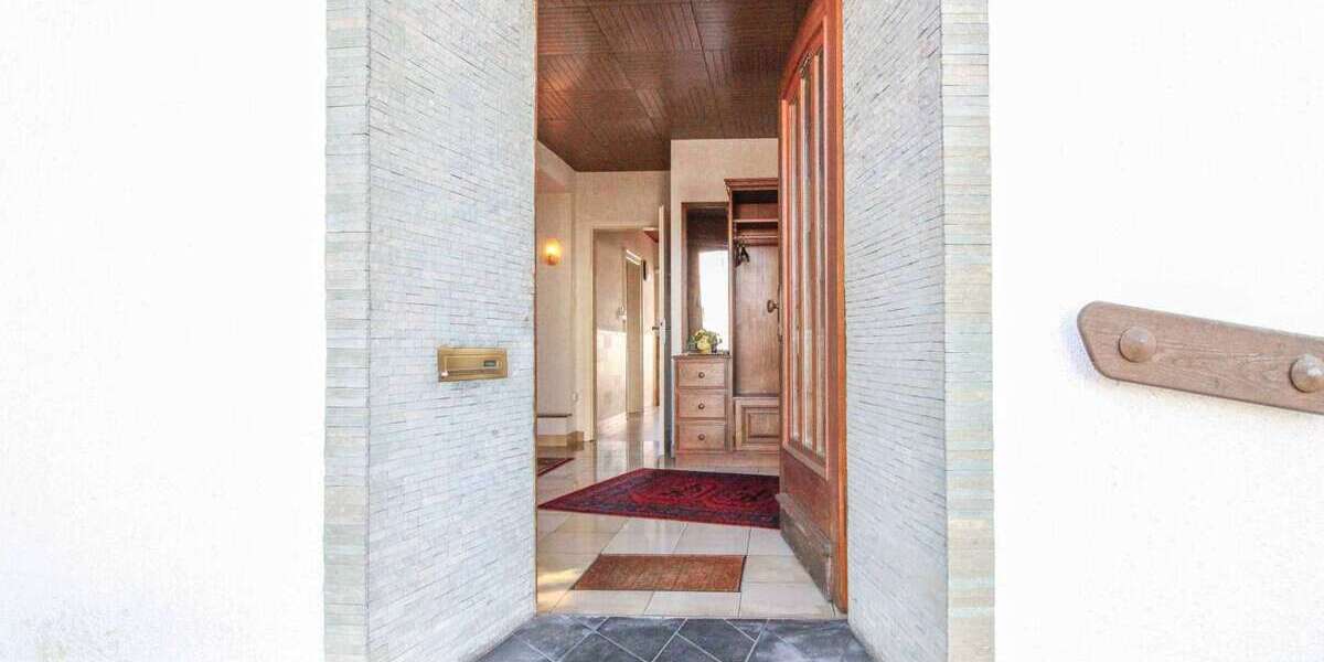 Einfamilienhaus Rheda-Wiedenbrück Wiedenbrück - 7 Zimmer, 182 m&sup2;, 310.000&euro; | Angebot:26751257