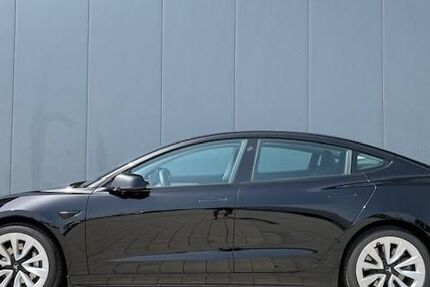 Tesla Model 3 25.900 km 29.999 € Deggendorf 94469