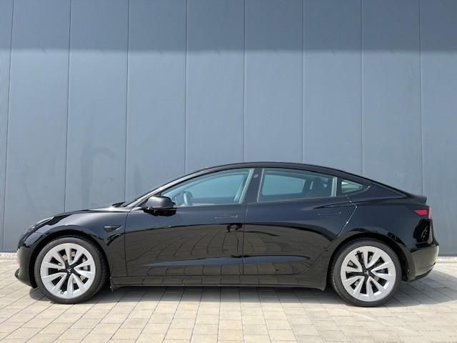 Tesla Model 3 25.900 km 29.999 € Deggendorf 94469