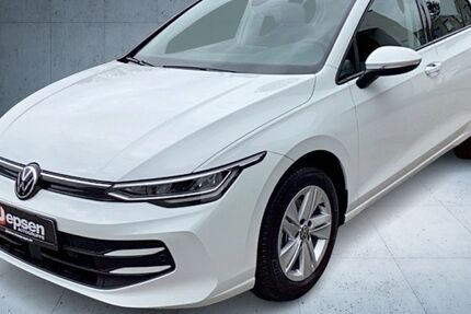 VW Golf 4.900 km 24.470 € Regensburg 93049