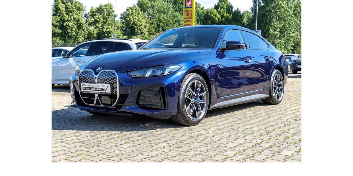 BMW i4 23.815 km 52.660 &euro; Herne 44625