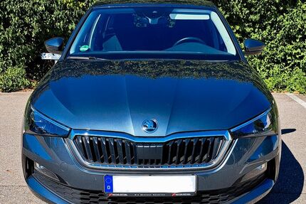 Skoda Scala 99.000 km 14.400 &euro; Regensburg 93051