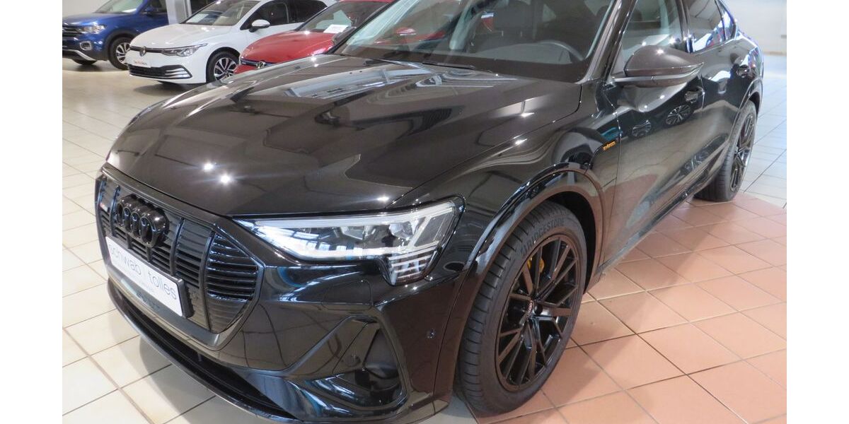 Audi e-tron 9.415 km 48.745 € Neuss 41469