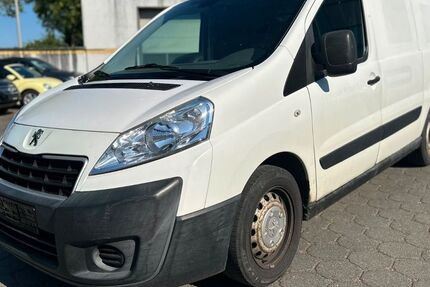 Peugeot Expert 234.000 km 2.999 &euro; Elz 65604