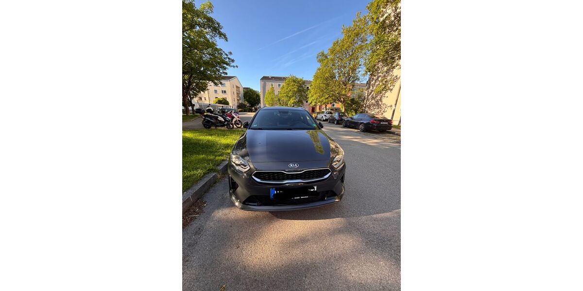 Kia ceed Sportswagon 48.000 km 18.300 &euro; München 81737