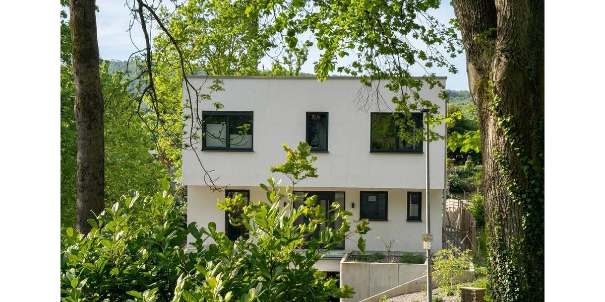 Einfamilienhaus Springe - 5 Zimmer, 244 m&sup2;, 2.790&euro; | Angebot:26453481