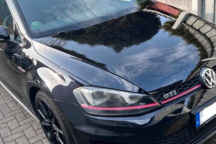 VW Golf 142.699 km 14.999 &euro; Brunsbüttel 25541