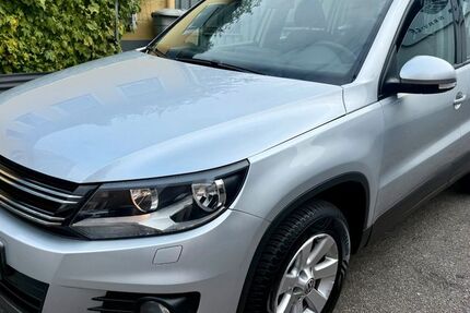 VW Tiguan 188.437 km 7.900 € Krefeld 47799