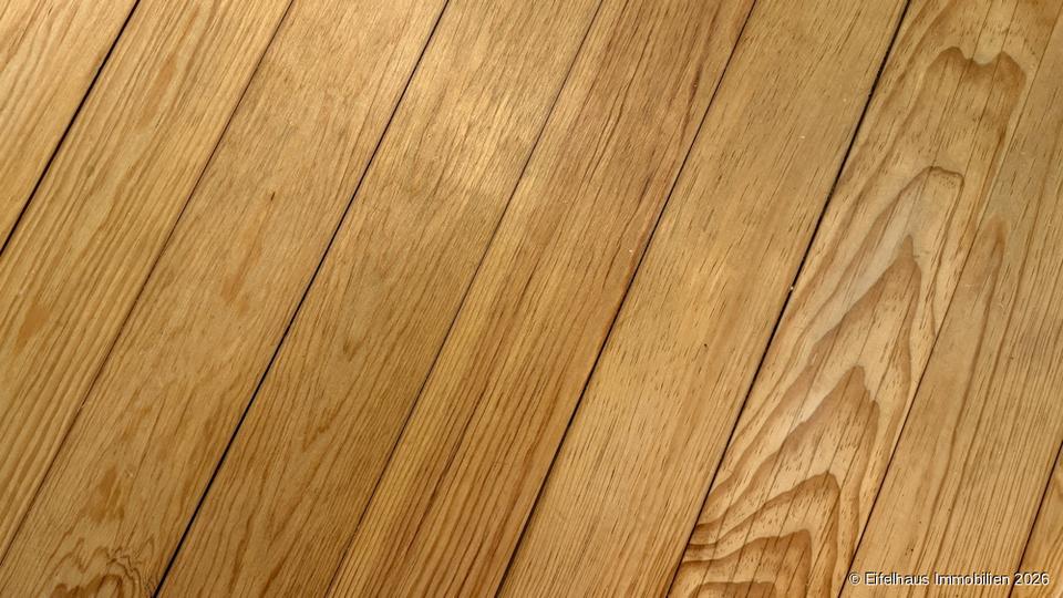 Einfamilienhaus Bad Münstereifel - 5 Zimmer, 147 m&sup2;, 1.850&euro; | Angebot:24654271