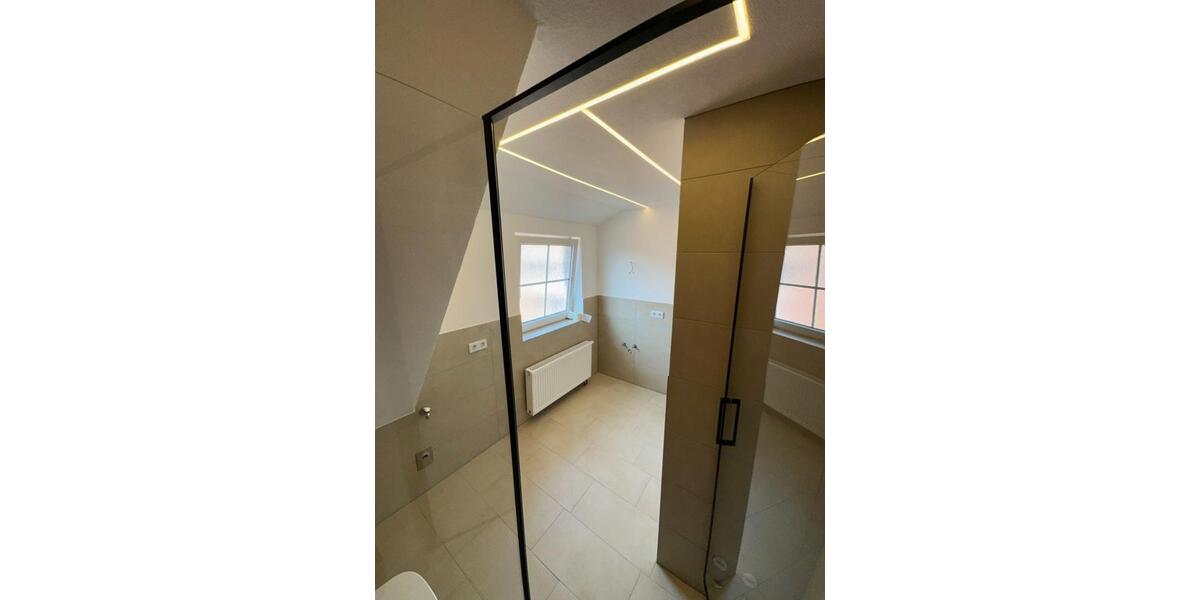 Stilvolle 4,5-Zimmer-Maisonette mit Terrasse ins Grüne zimmer