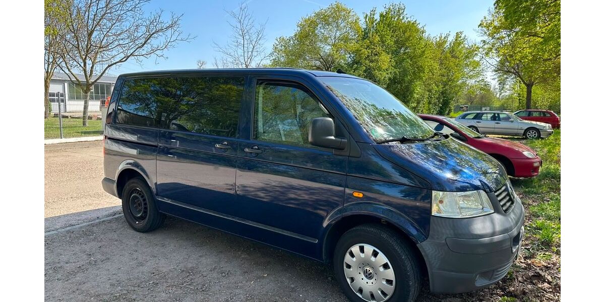 VW T5 Transporter 217.000 km 11.500 &euro; Lambsheim 67245