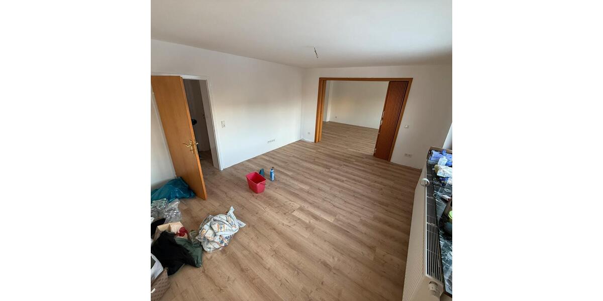 Erstbezug nach Kernsanierung: 4-Zimmer Ergeschosswohnung 4 zimmer