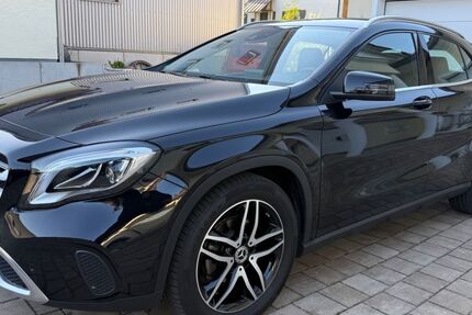 Mercedes-Benz GLA 180 57.300 km 18.200 &euro; Langenneufnach bei Augsburg 86863