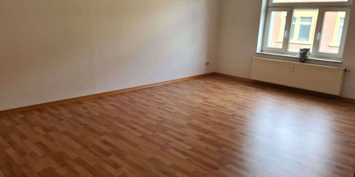 Etagenwohnung Wurzen Altstadt - 2 Zimmer, 66 m&sup2;, 330&euro; | Angebot:25098861