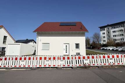 Haus Schleusingen - 4.5 Zimmer, 130 m&sup2;, 289.000&euro; | Angebot:26262418