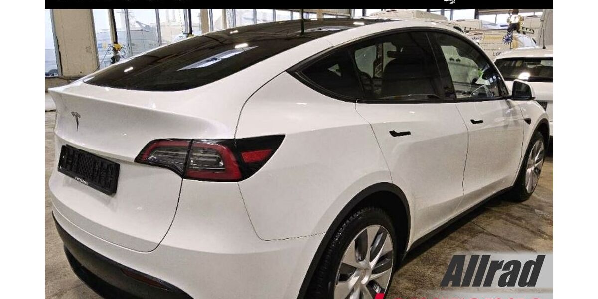 Tesla Model Y 78.750 km 30.750 &euro; Schöningen 38364