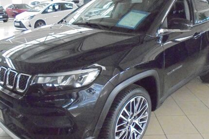 Jeep Compass 88.081 km 17.890 &euro; Hamburg 22043