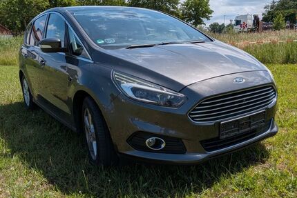 Ford S-Max 134.236 km 15.400 &euro; Egenhofen 82281
