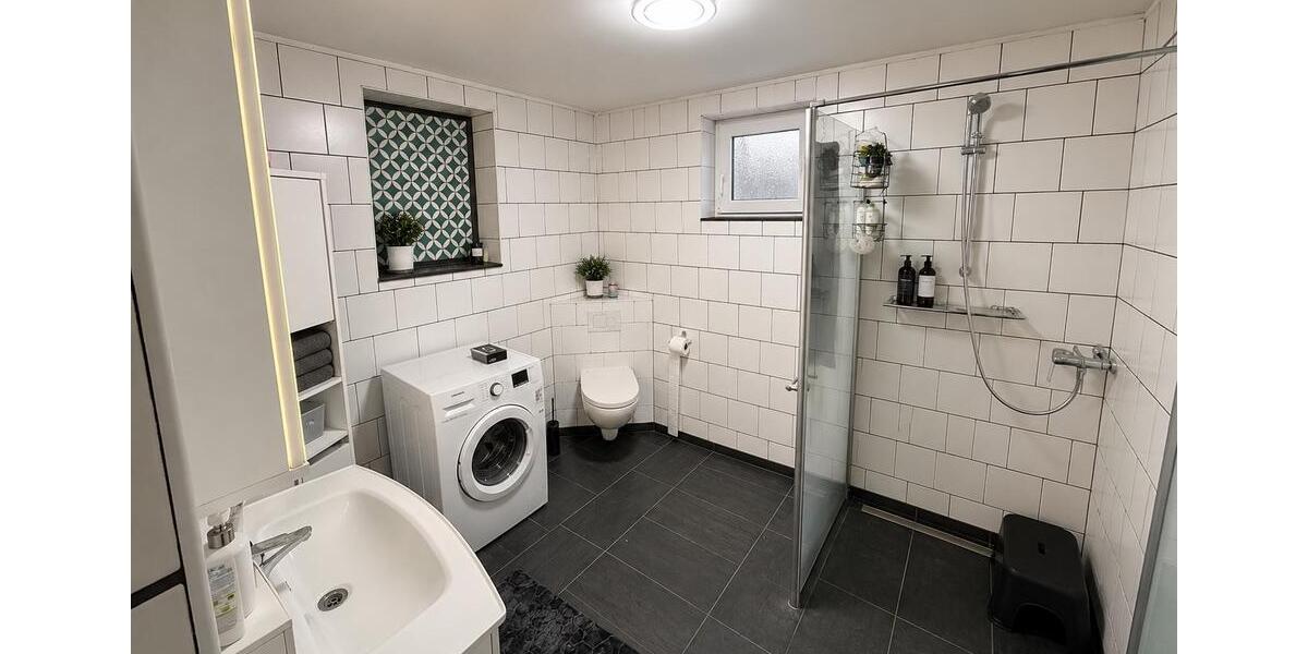 Einfamilienhaus Pfullingen - 8 Zimmer, 179 m&sup2;, 576.000&euro; | Angebot:26757139