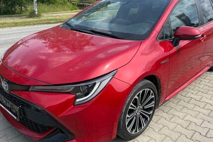Toyota Corolla 98.000 km 16.990 &euro; Bad Bayersoien 82435