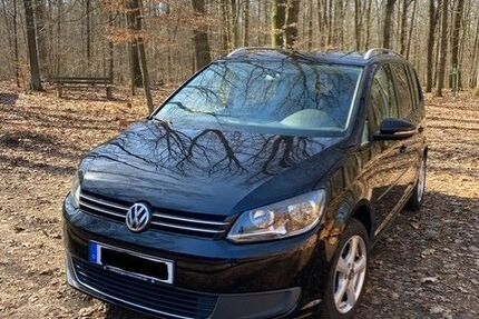 VW Touran 183.500 km 6.900 &euro; Colditz 04680