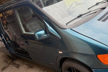 Mercedes-Benz V 220 120.000 km 5.999 &euro; Meeder 96484