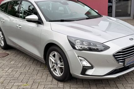 Ford Focus 51.058 km 13.490 &euro; Ibbenbüren 49479