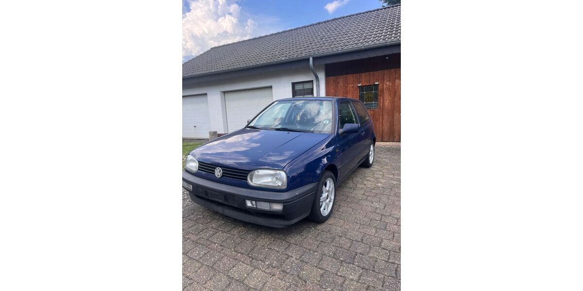 VW Golf 195.000 km 2.200 &euro; Hohenleimbach 56746