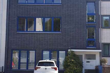 Haus zum Kaufen in Duisburg 650.000 € 360 m²