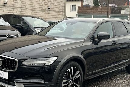 Volvo V90 Cross Country 110.000 km 28.950 &euro; Kerpen 50171