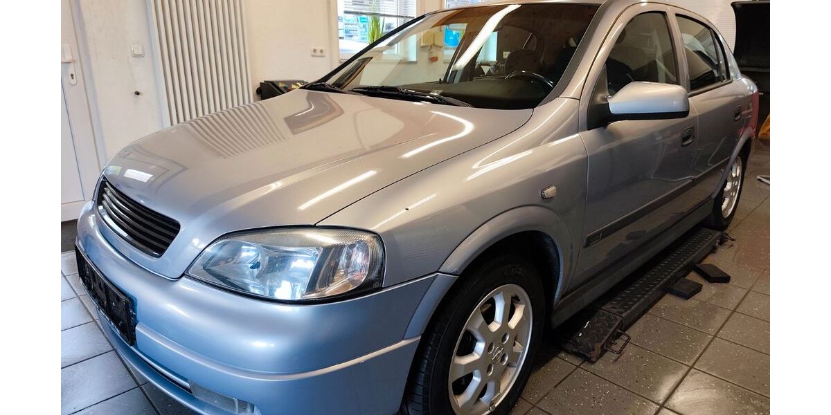Opel Astra 220.000 km 2.290 &euro; Hetzerath 54523